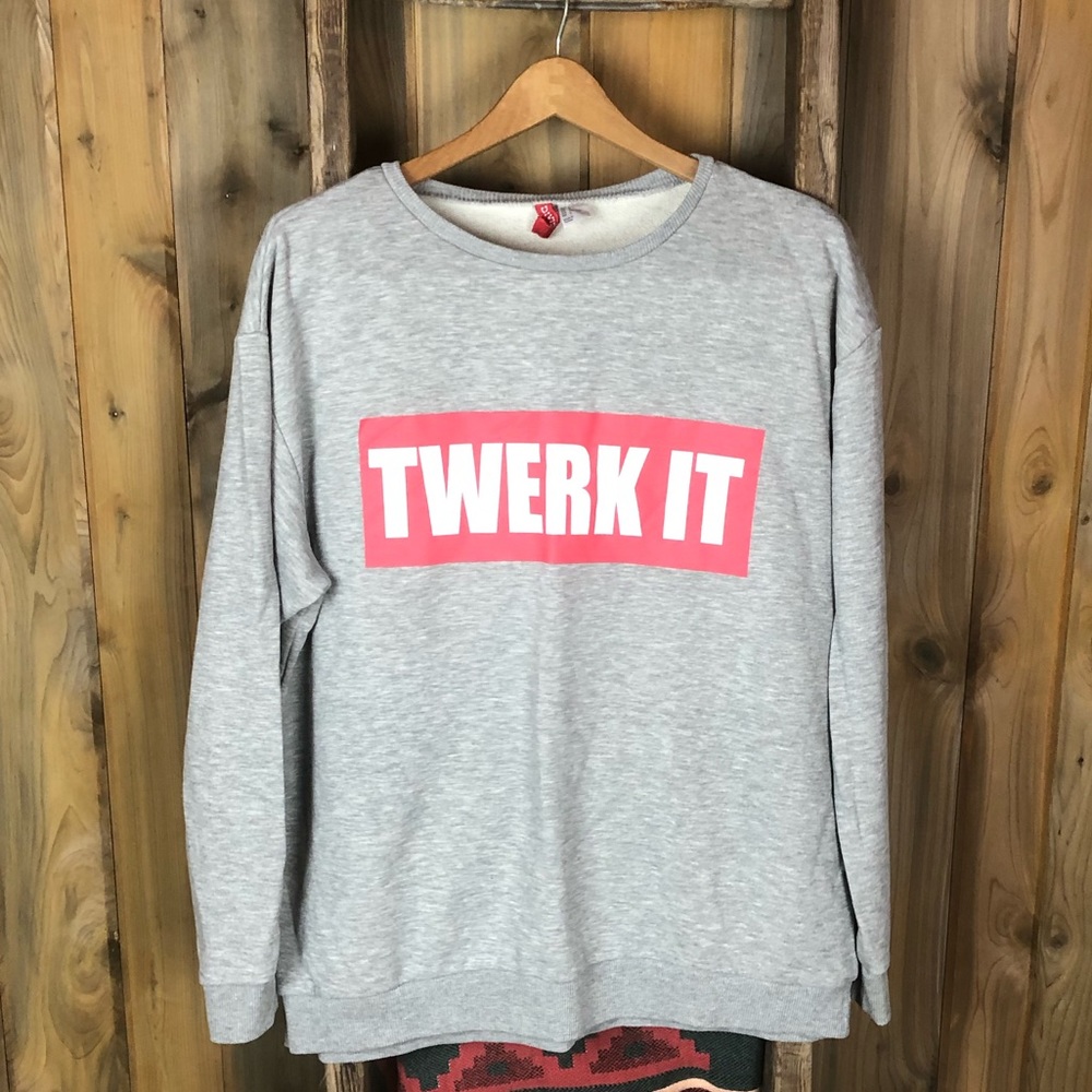 Divided H&M sweatshirt